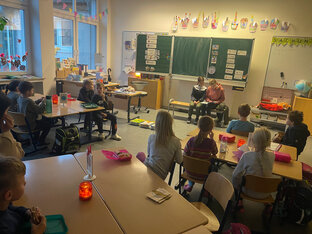 Bundesweiter Vorlesetag 2022 an der Grundschule St. Walburga
